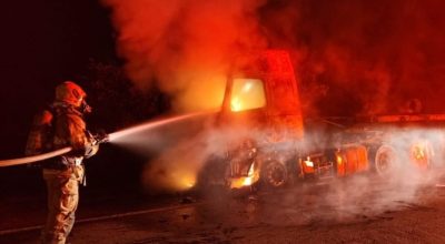 Caminhao-fogo-rodovia-1-1200x800-1