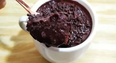 receita-de-Brownie-de-caneca-simples