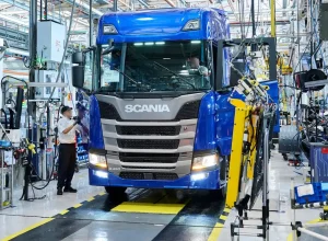 scania-linha-de-montagem